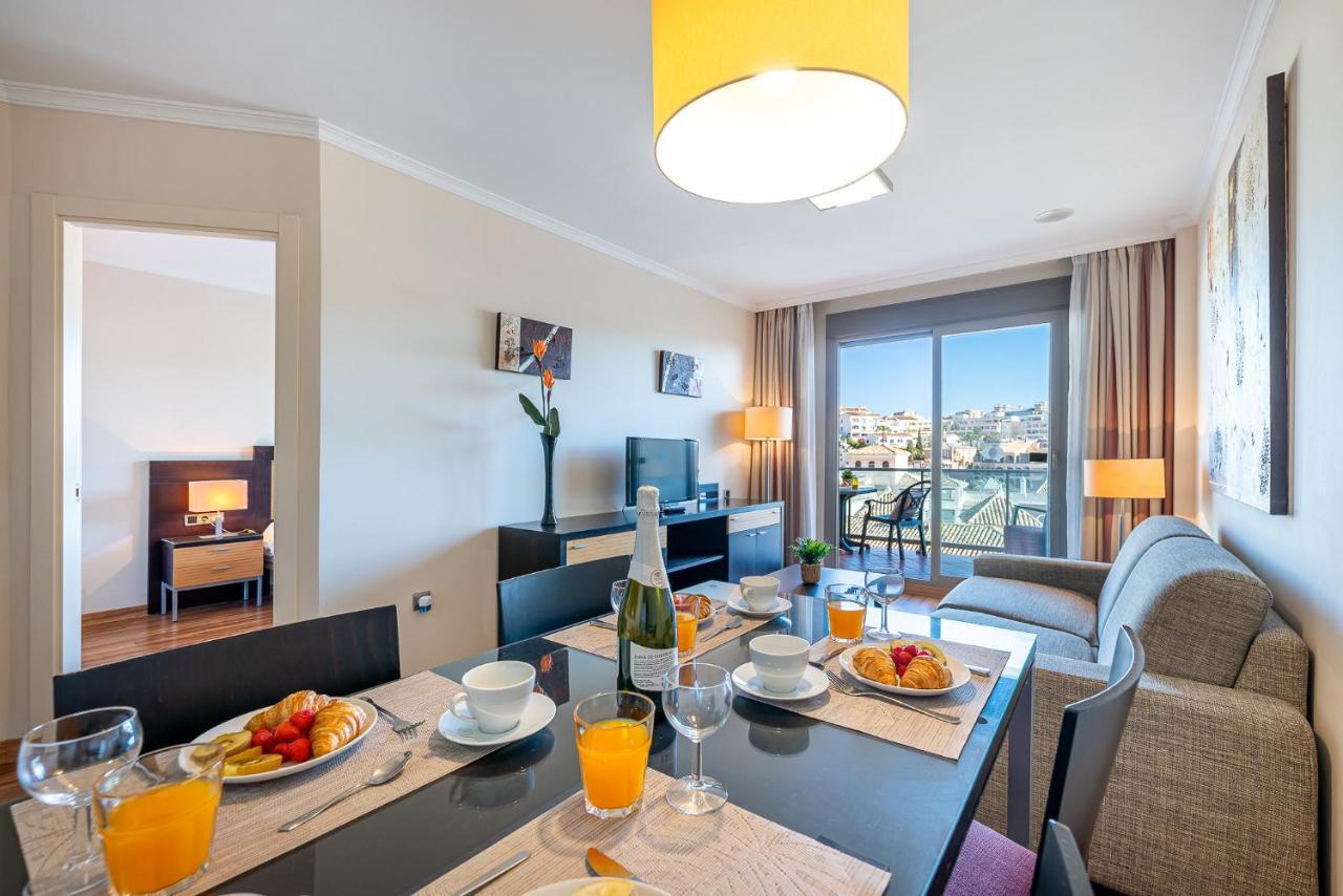 797 Holiday Rentals - Arcosur1- Moderno Apartamento Con Terraza Y Vistas Benalmádena Extérieur photo
